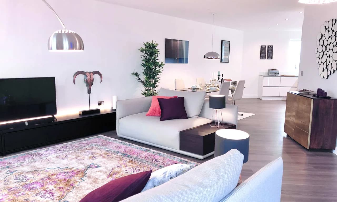 Designer Three Bedroom Penthouse in East London