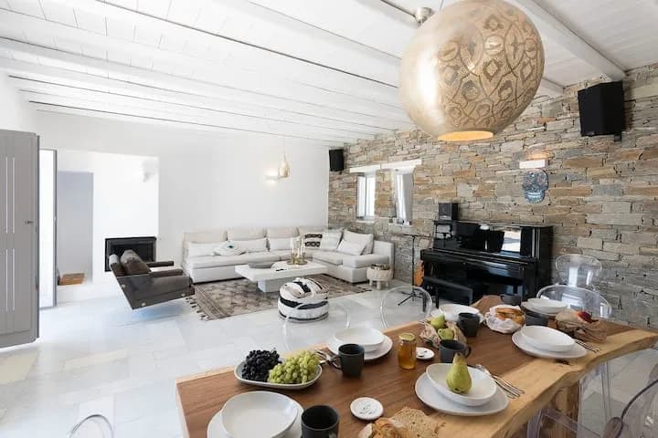 Luxurious Beachfront Pool Villa With Stunning Views photo 2
