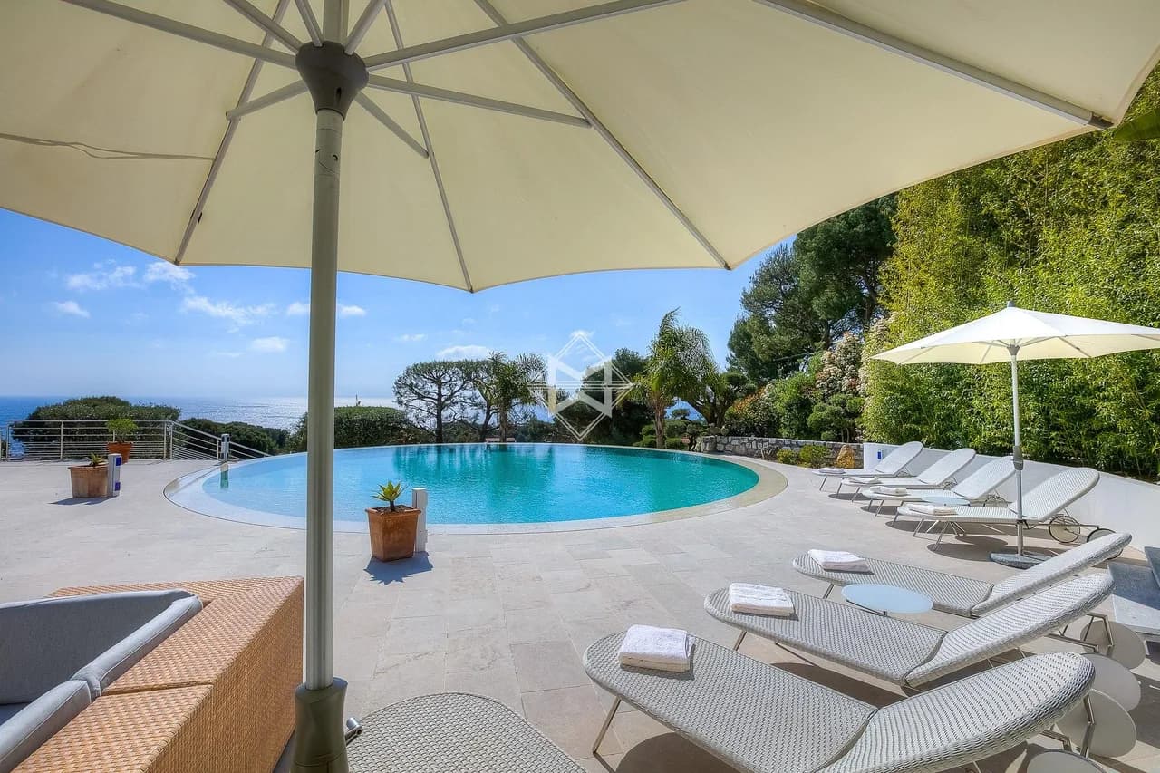 Superb Mediterranean Villa In The Peninsula photo 5