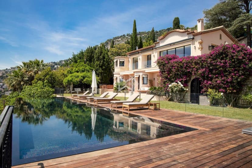 Magnificent French Villa With Panoramic Sea Views