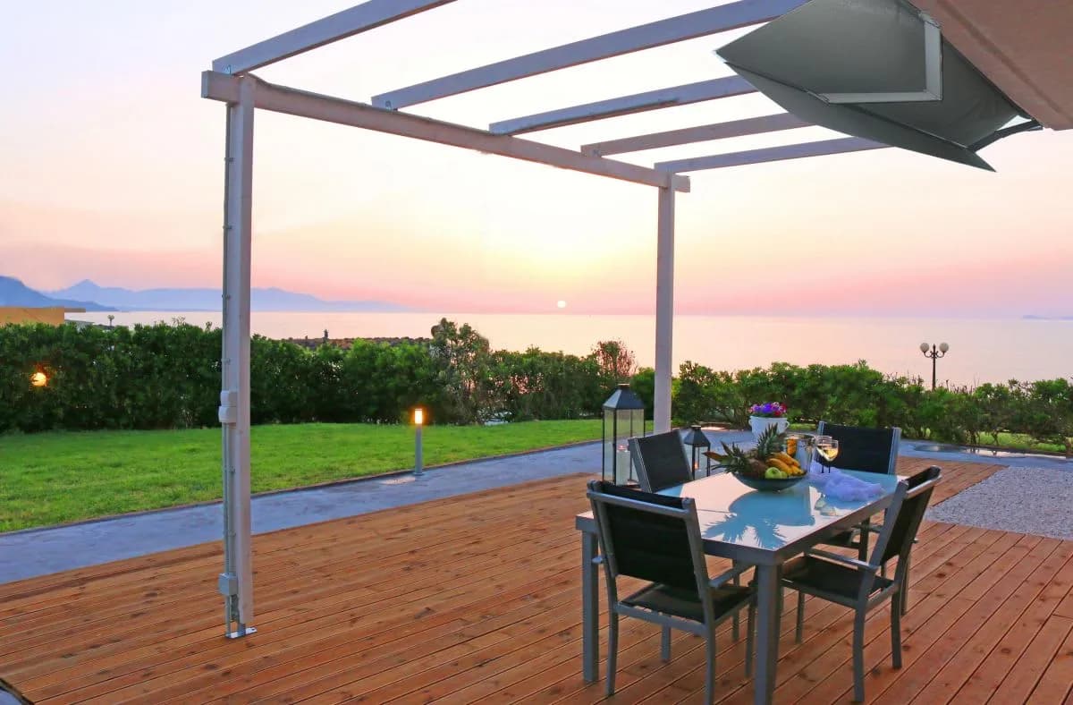 Beautiful 2 Storey Family Villa With Private Garden photo 5
