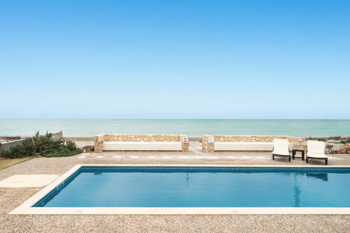 Fantastic Beachside Holiday Villa With Private Pool