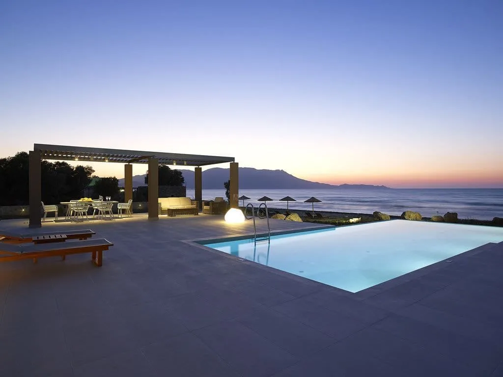 Designer Holiday Luxury Villa In Prime Location