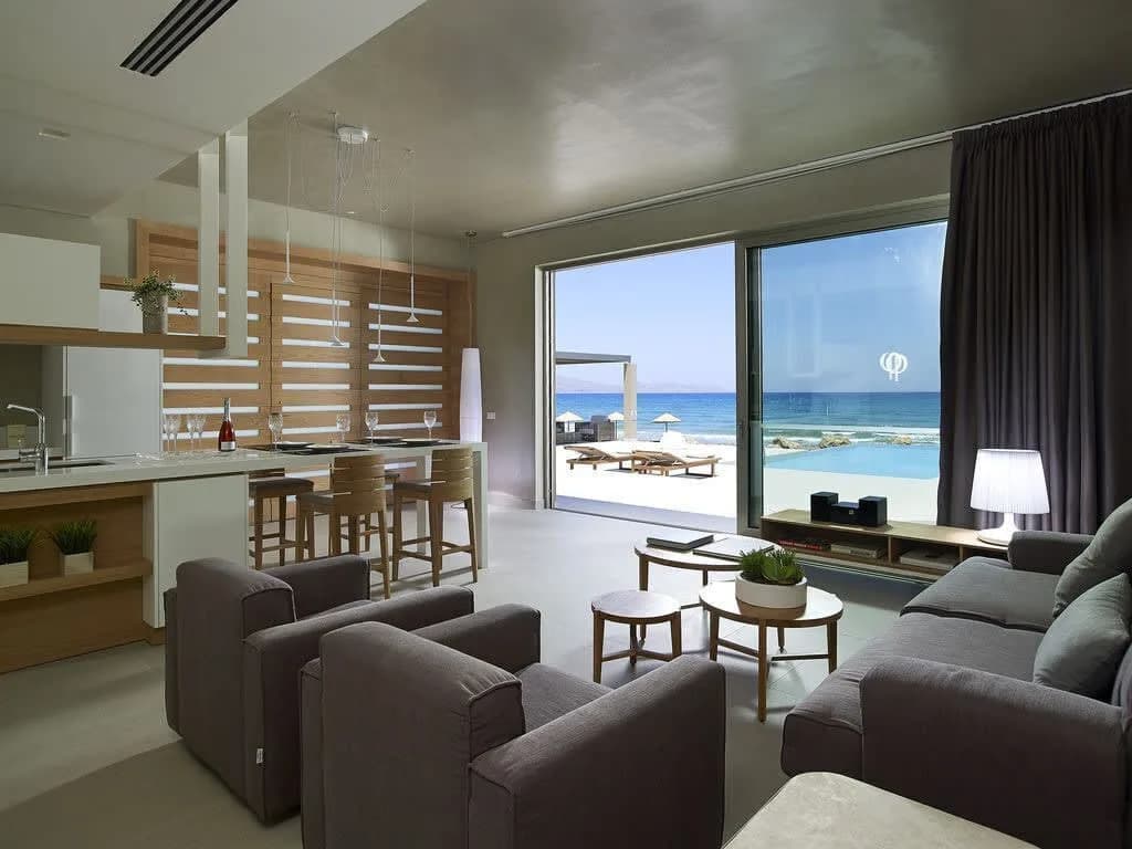 Designer Holiday Luxury Villa In Prime Location photo 2