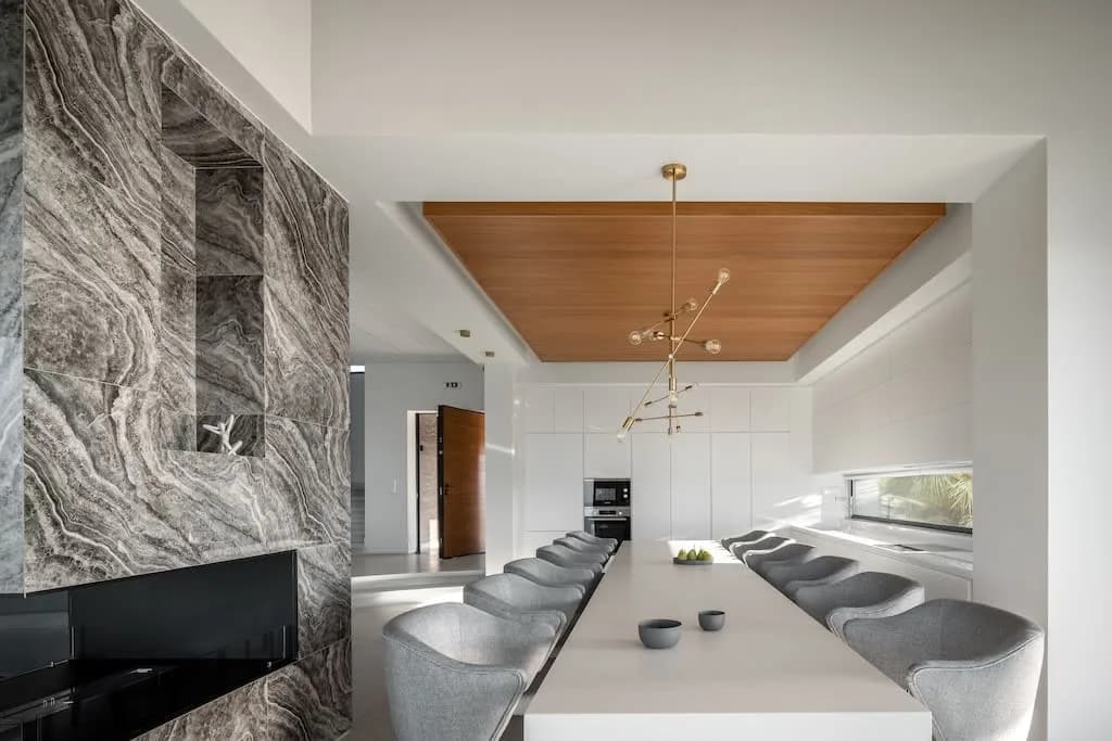 Prestige Modern Family Villa With Games Room photo 3