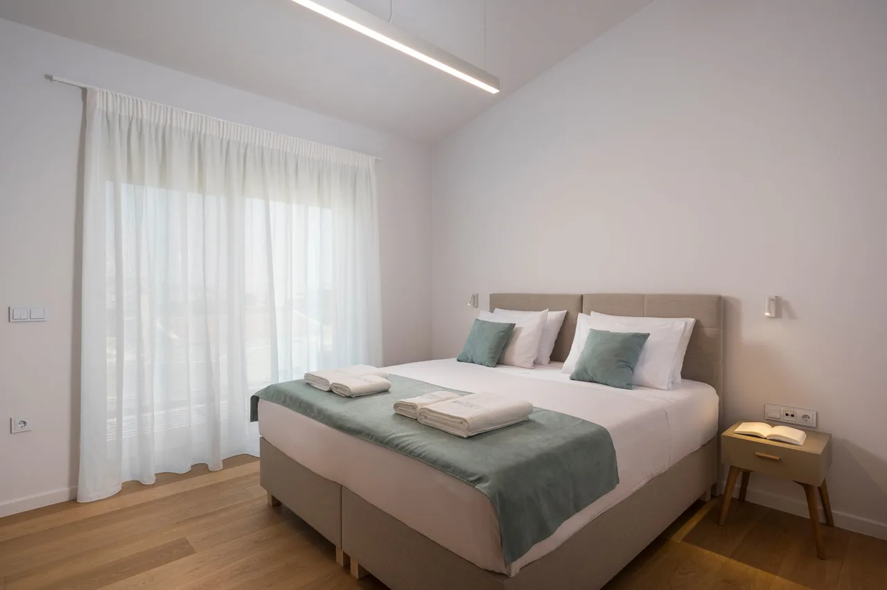 Modern Coastline Villa With Magnificent Panoramic Views photo 4
