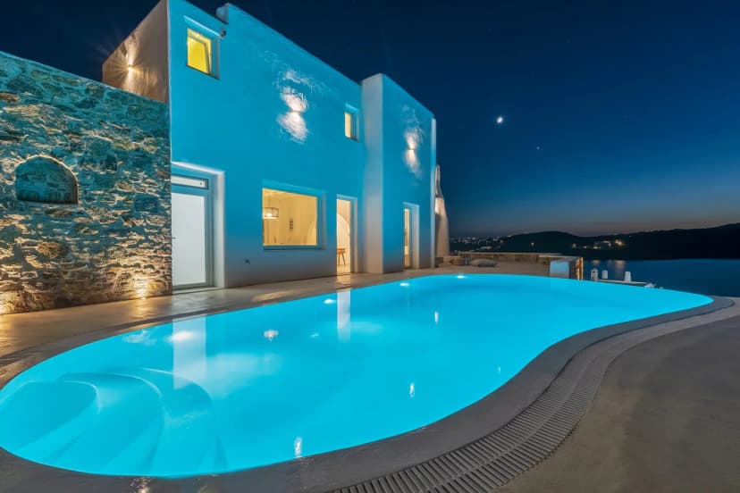 Peaceful 6 BR Villa With Pool And Spectacular Views