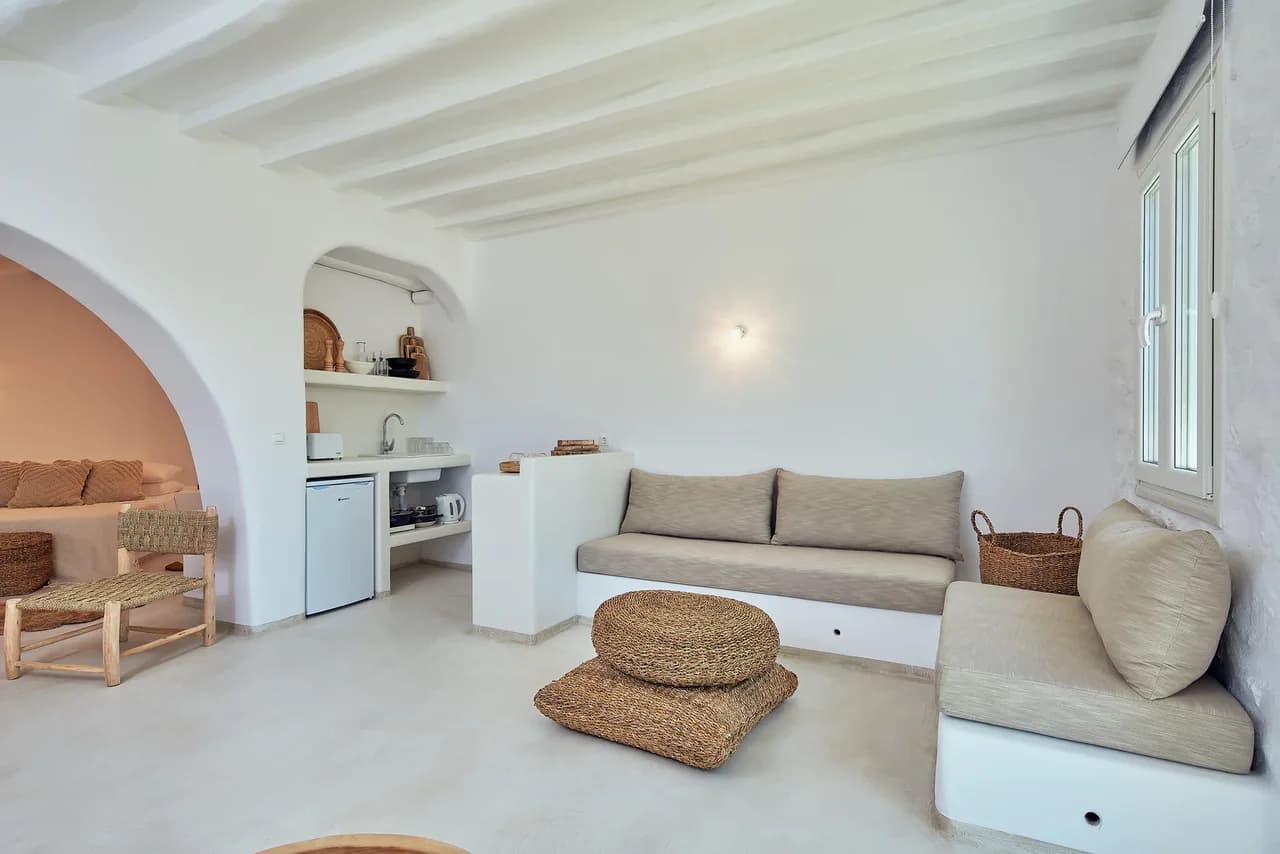 Peaceful 6 BR Villa With Pool And Spectacular Views photo 2
