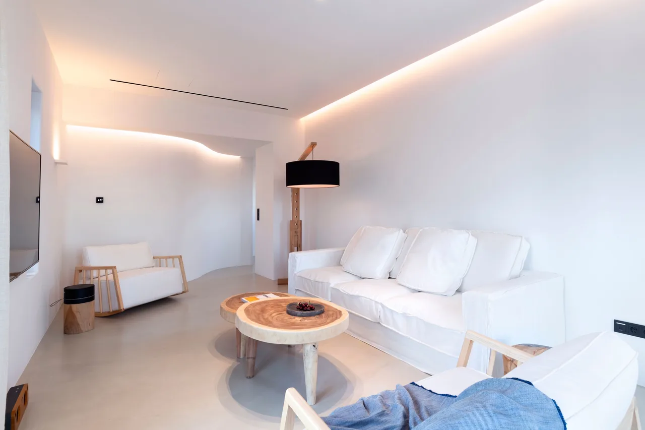 Elegant Villa With Infinity Pool And Aegean Views photo 2