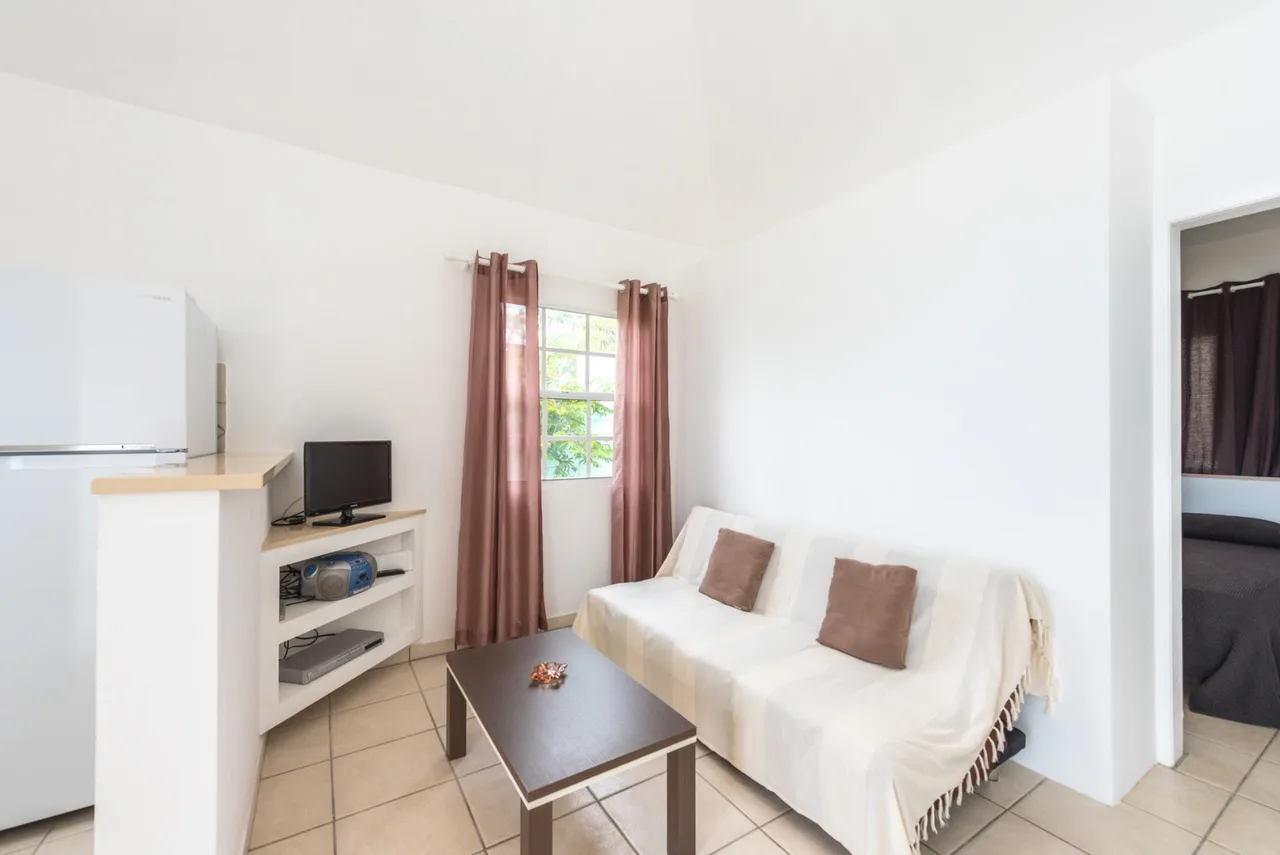 Ideal Family Villa With Terrace In Colombier photo 5