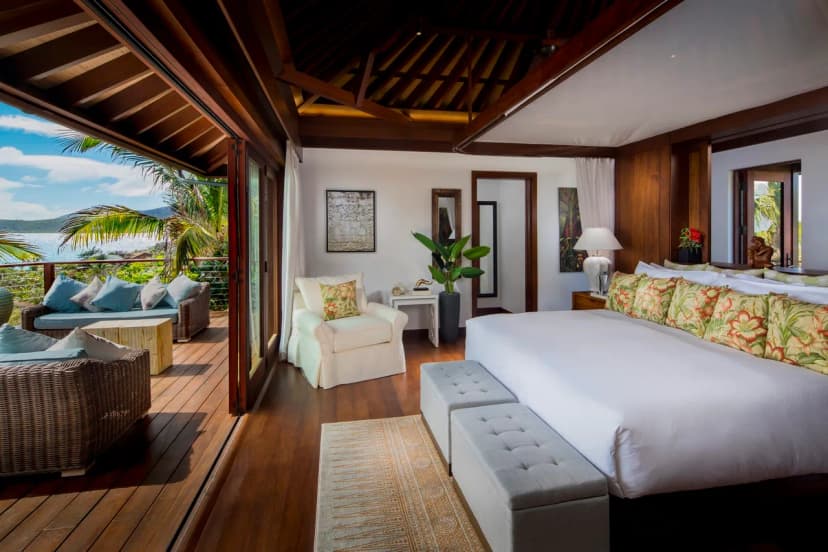 Spectacular Room With Mesmerizing Sea Views