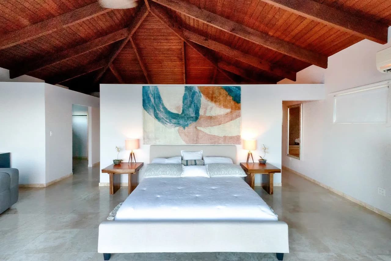 Heavenly Villa on the Ocean Shore photo 3