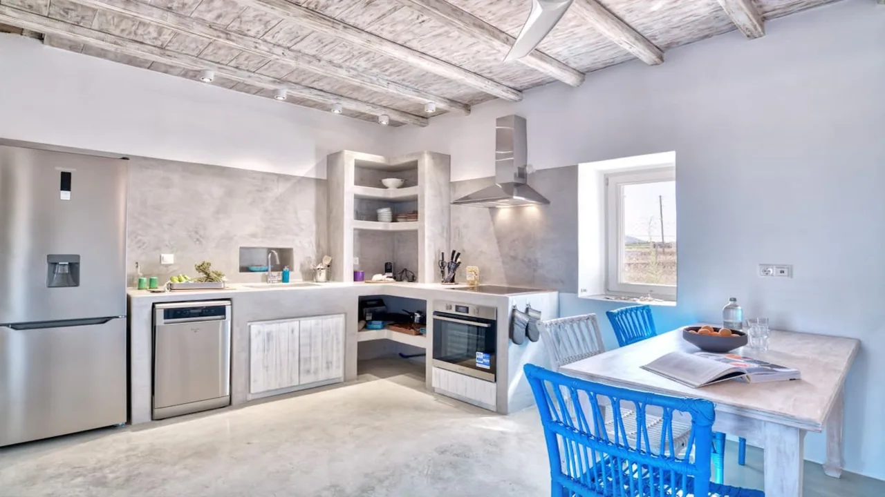 Private And Tranquil Villa With Modern Cycladic Interiors photo 3