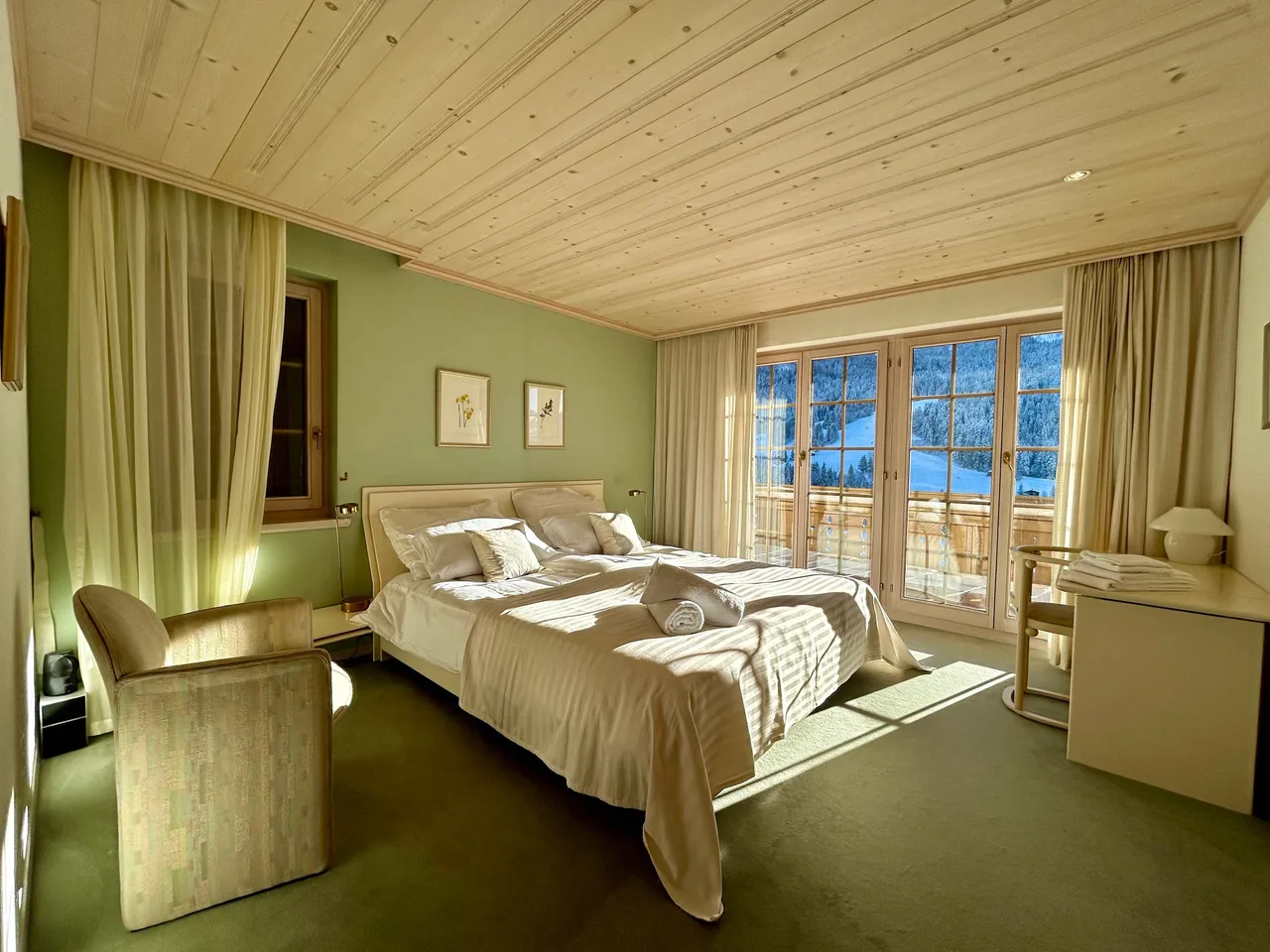 Marvelous Luxurious Furnished Flat with Outstanding Views photo 4