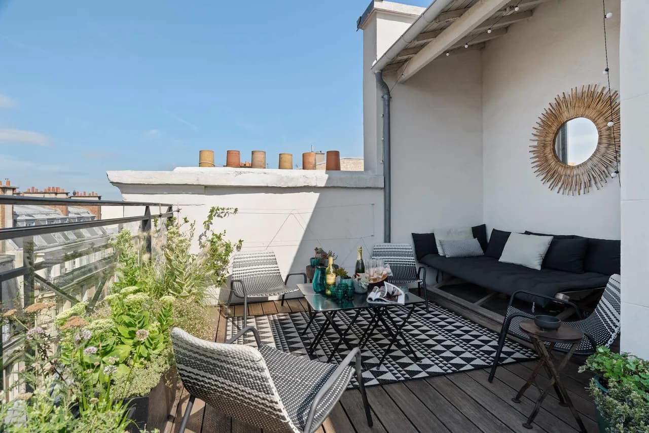 Stunning 3 BR Duplex With Beautiful City View photo 5
