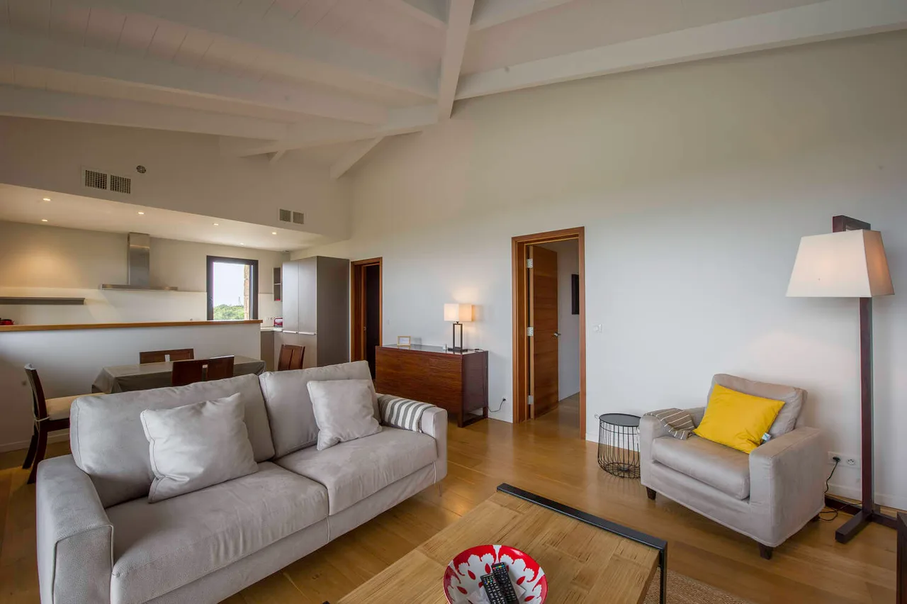 Gorgeous Domaine Close To The Beach photo 2