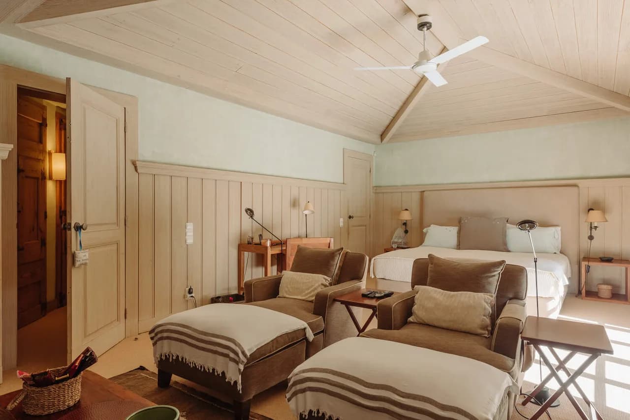 Spacious Villa With Tennis Court And Outdoor Pool photo 4