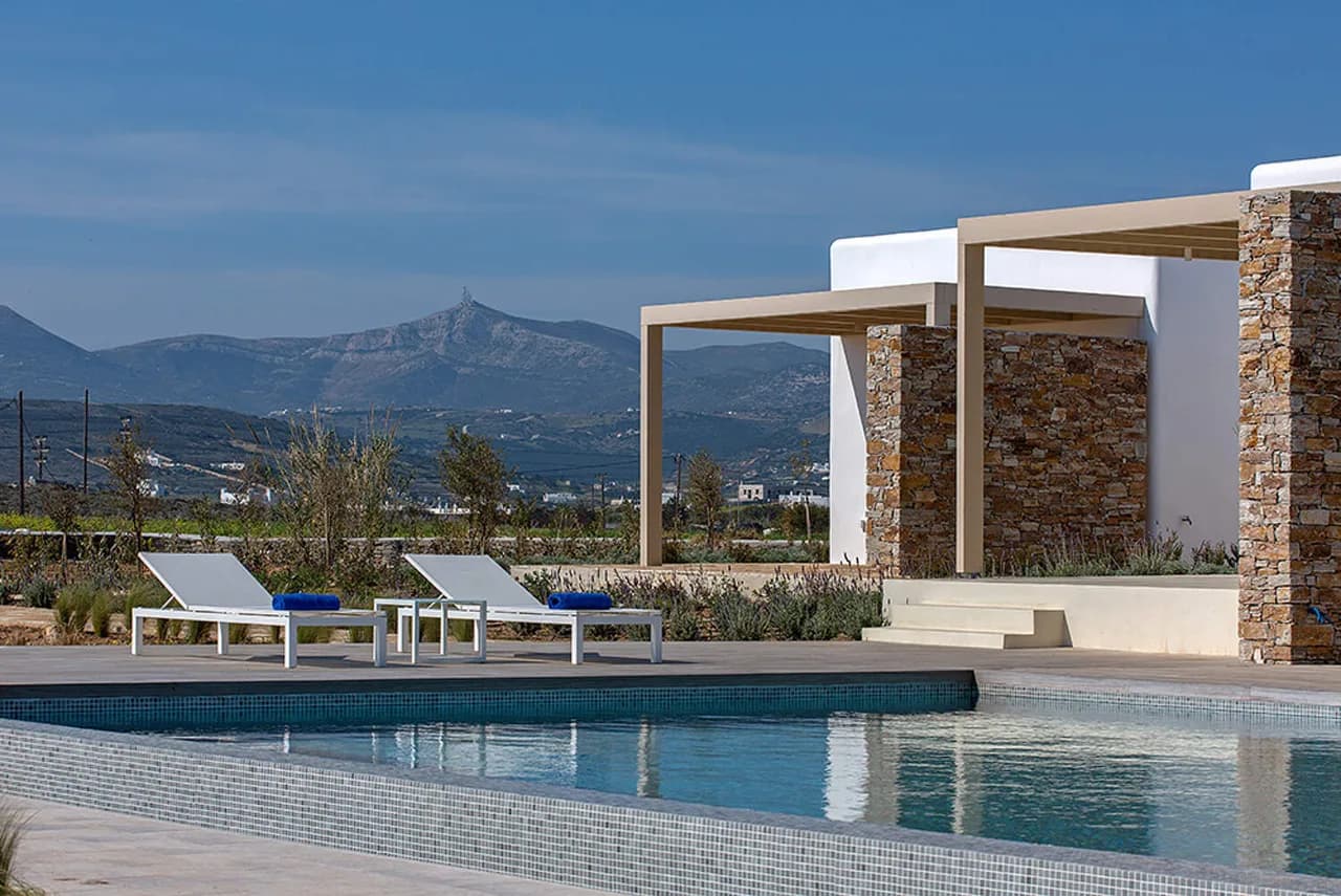 Amazing Villa With Mesmerizing Mountain Views
