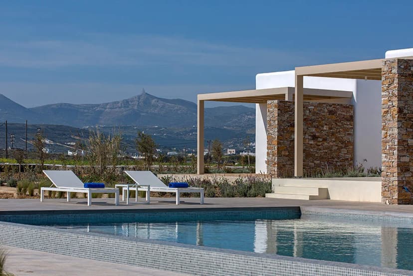 Amazing Villa With Mesmerizing Mountain Views