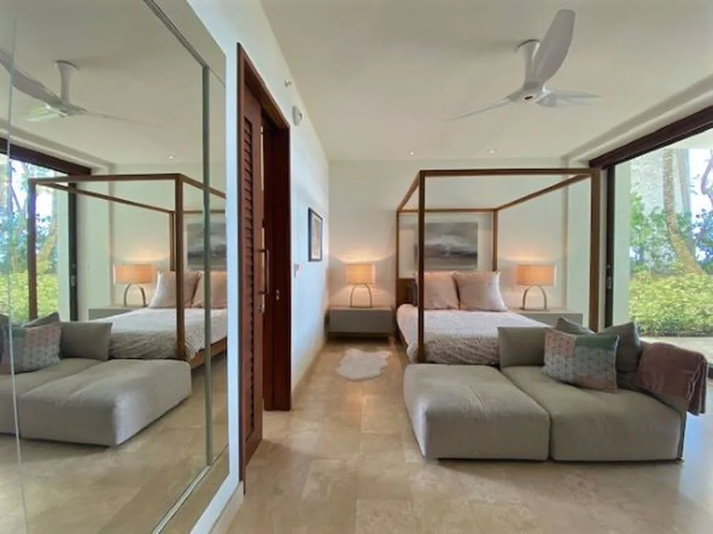 Amazing Beach Villa with Wide Sea Views photo 4