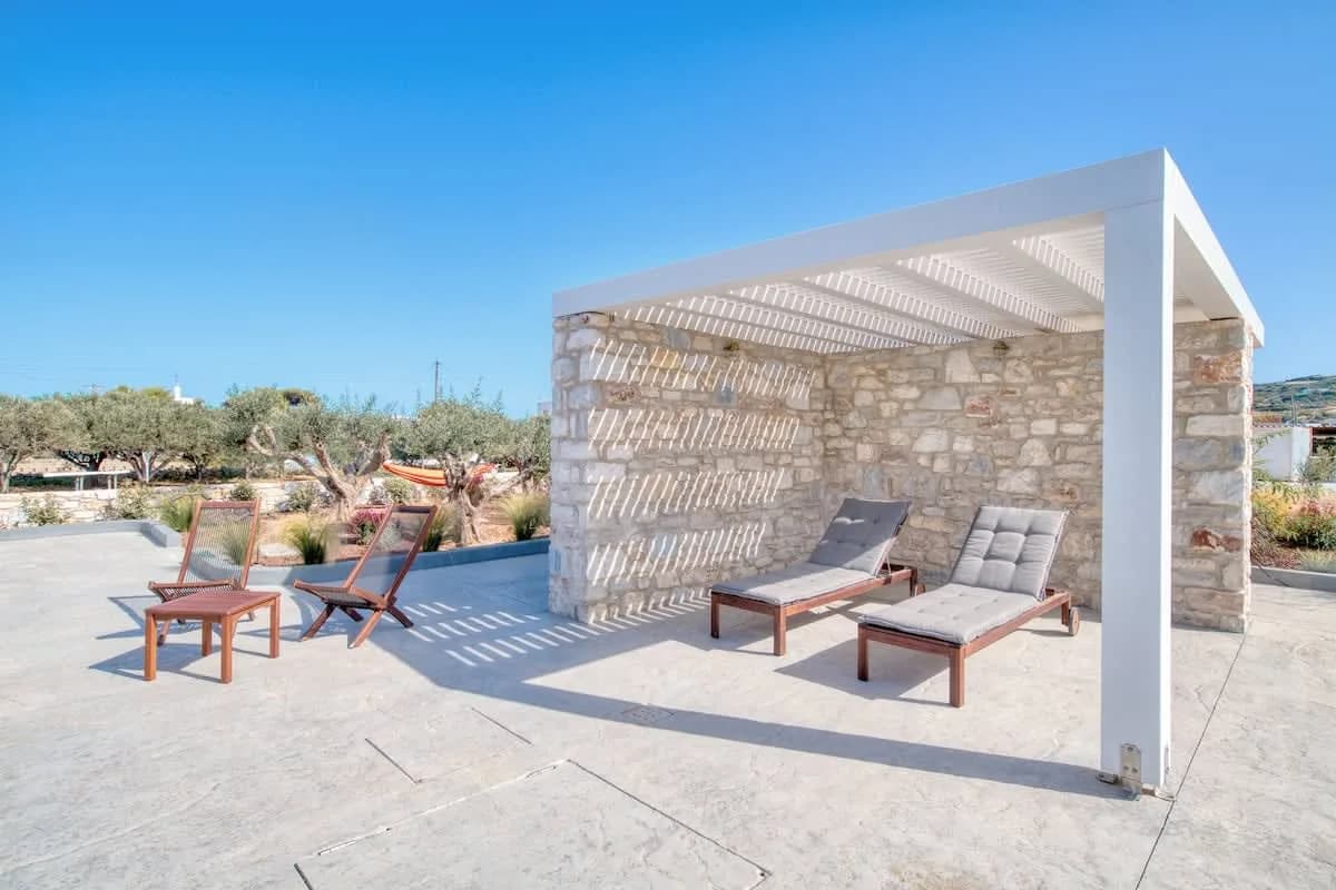 Beautifully Decorated Apartment With Refreshing Outdoor Pool photo 5