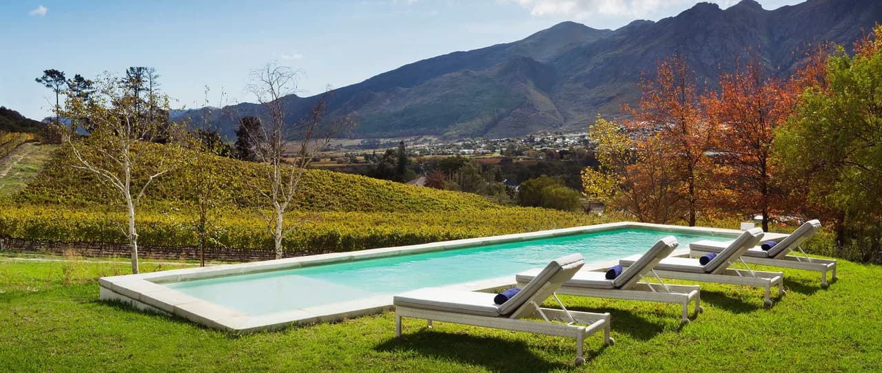 Beautiful 4 BR Winelands Villa With Pool And Gym