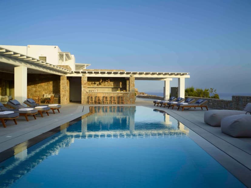 Immaculate Estate Villa with Amazing Furniture