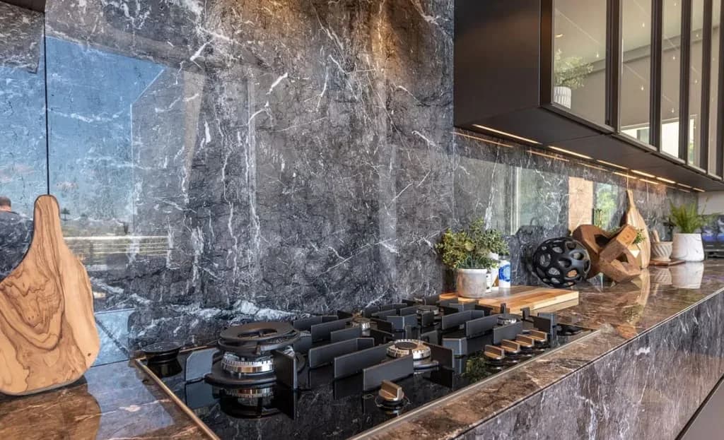 Reimagined Fantastic Villa with Delightful Amenities photo 3