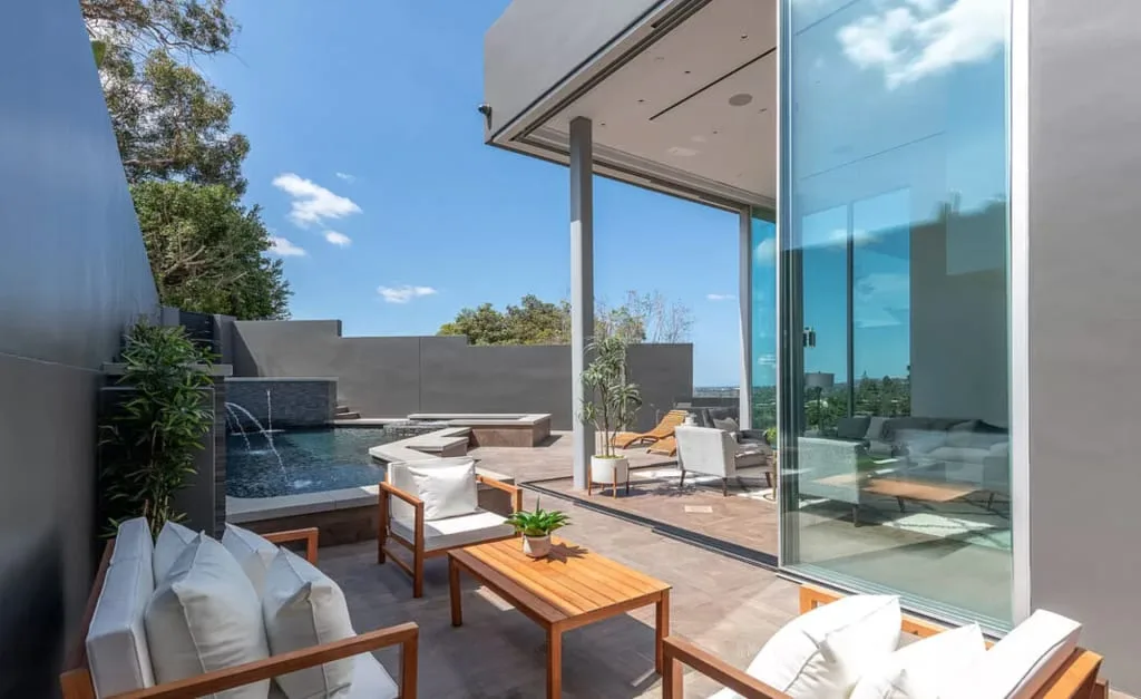 Reimagined Fantastic Villa with Delightful Amenities photo 5
