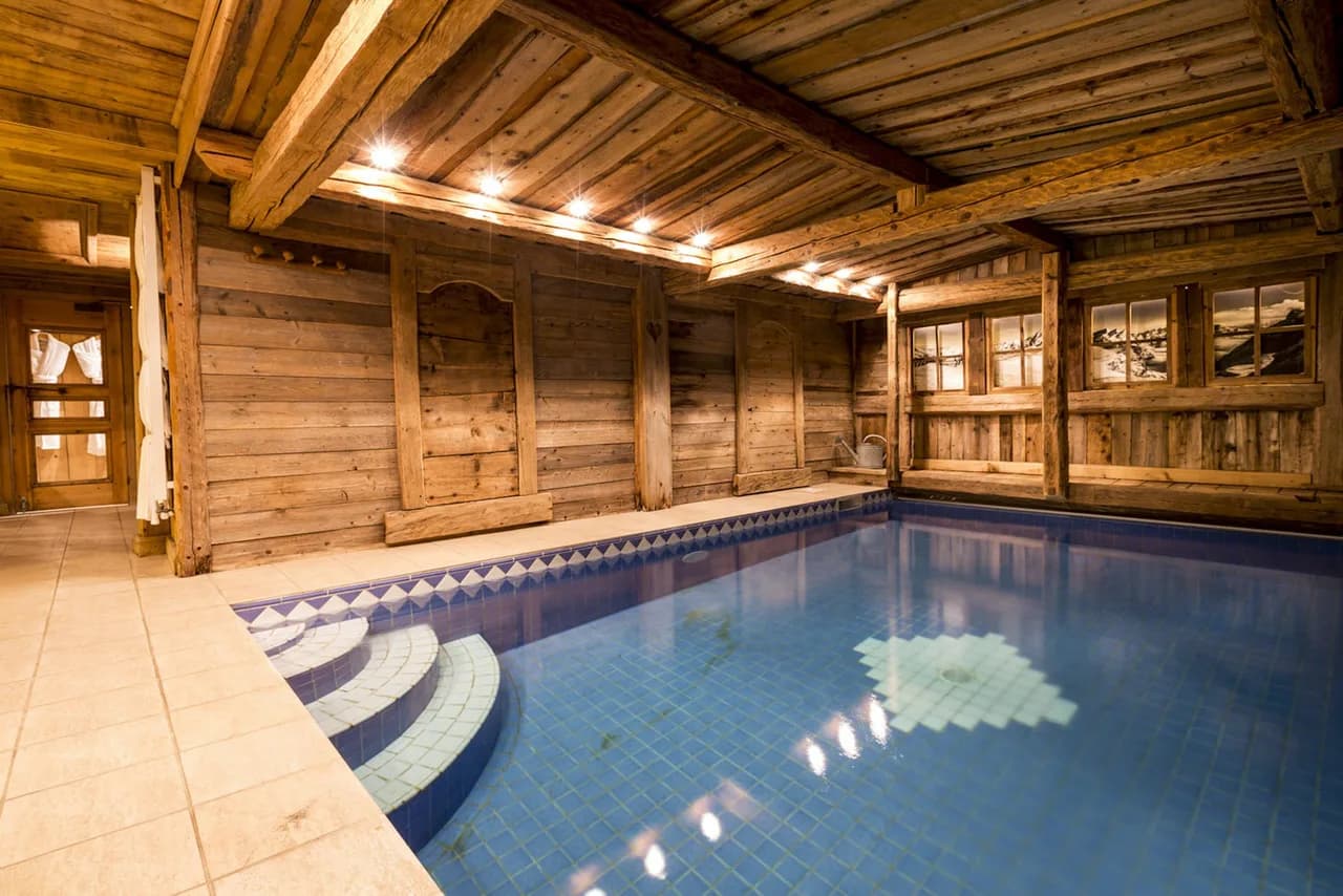 A delightful fairy-tale-style chalet in one of Europe’s premier Ski areas photo 4