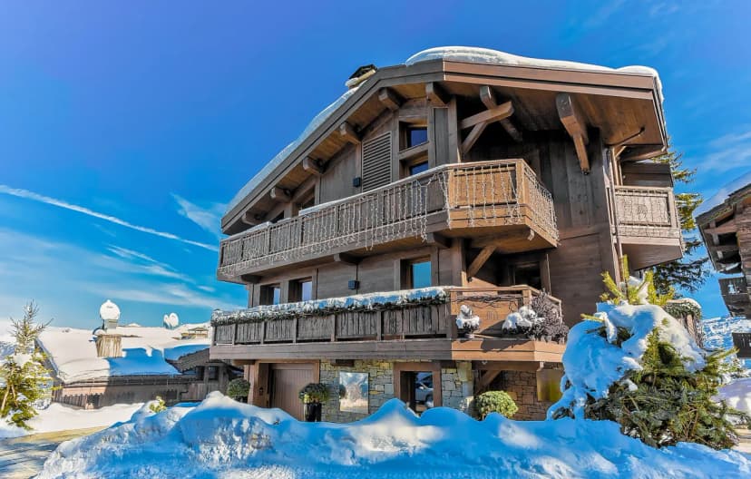 An Idyllic Retreat Nestled in the Famed Resort of Courchevel 1850