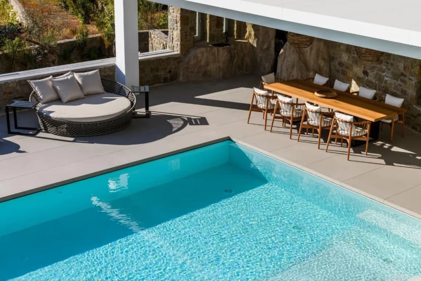 Spacious 9 Bedroom Villa with Aesthetic Furniture
