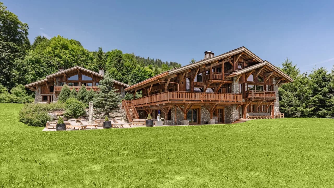 Perfect twin Chalets in one of France's most prestigious ski resorts photo 2