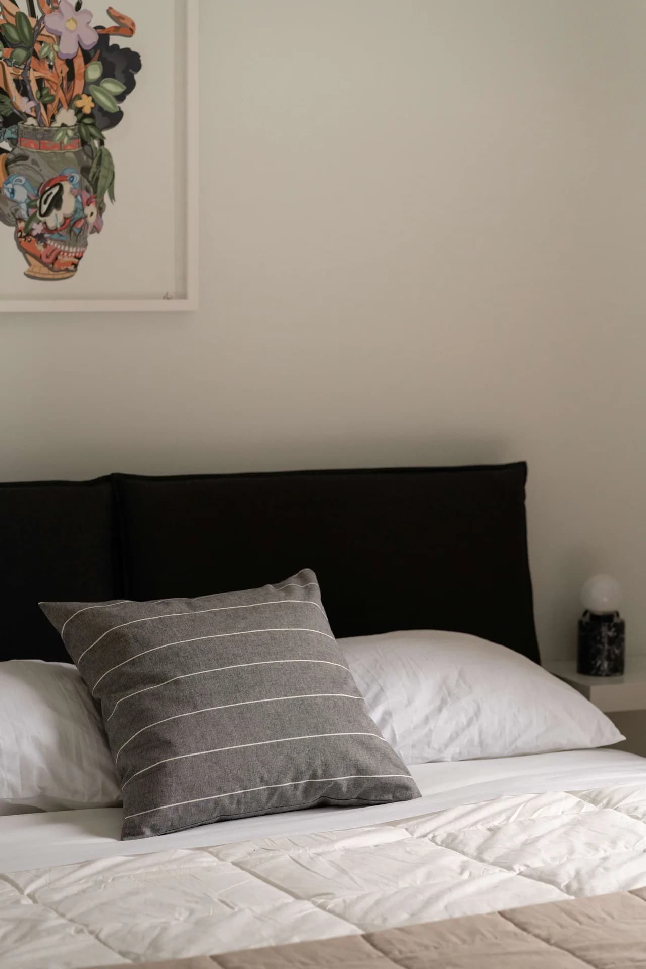 City View Two-Bedroom Apartment in Montreal photo 5