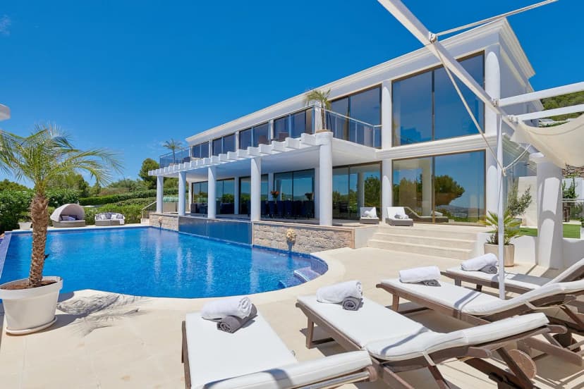 Classical Property Stunning Views Near Ibiza