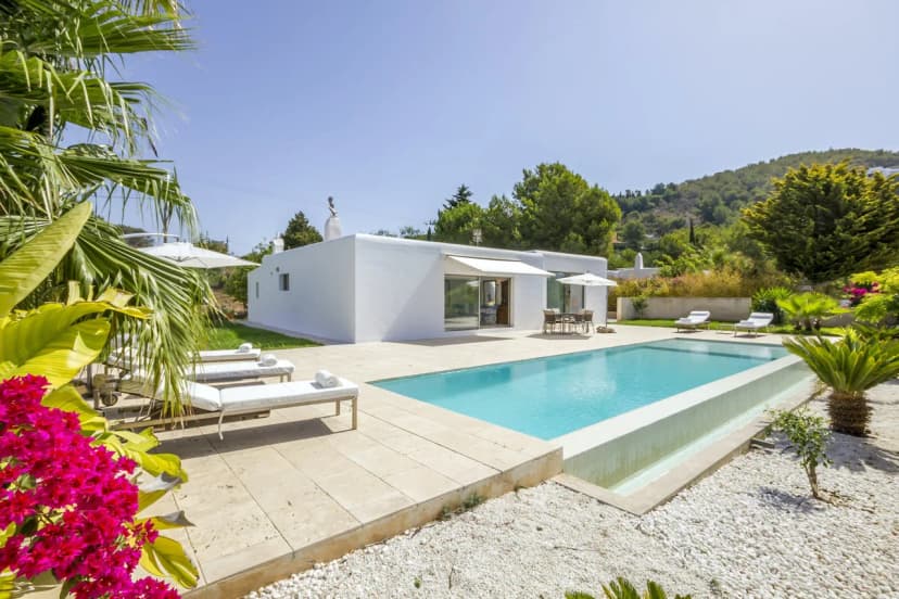 Modern property perfectly located close to Ibiza with sweeping views of Ibiza Town