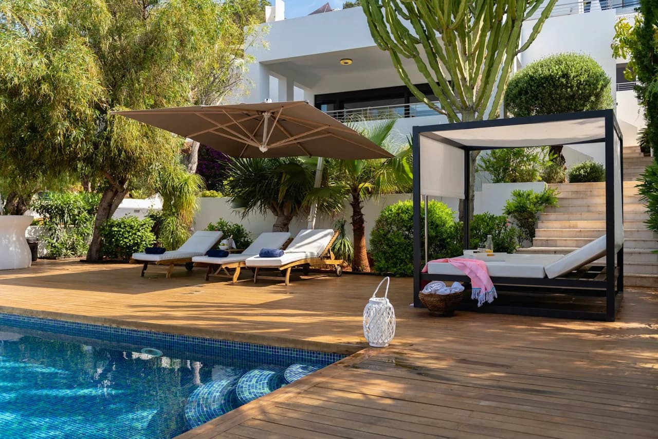 Beautiful newly built villa with great sea views in a much sought after area close to Talamanca photo 5