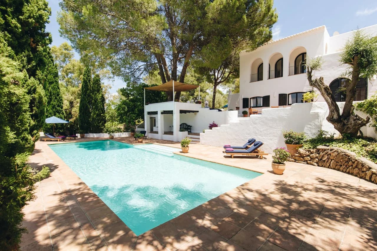 Wonderfully Appointed Villa, Located Within Peaceful Surroundings in the Heart of Ibiza photo 2