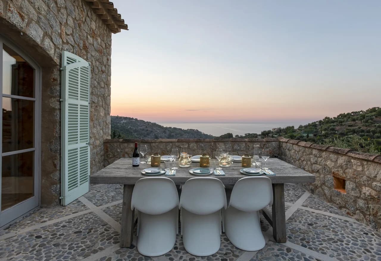 Stylish 4BR Deia Town House With Stunning Mountain and Sea Views photo 3