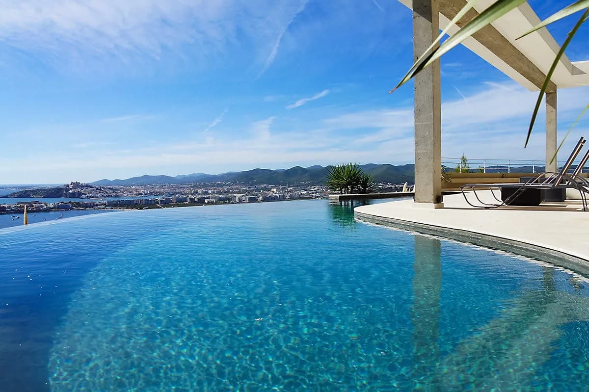 Beautiful Contemporary Villa With Panoramic Views to Ibiza Town photo 3
