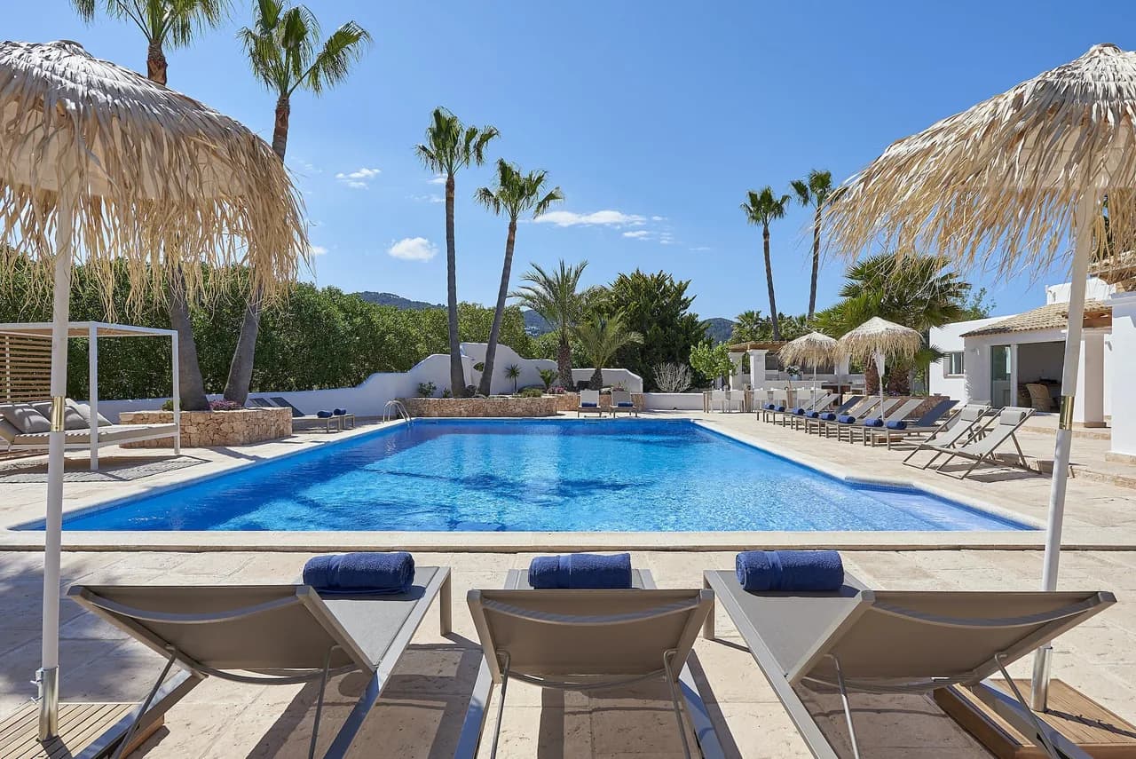 Impressive villa situated in a quiet, rural location in San Jose close to Cala Bassa photo 3