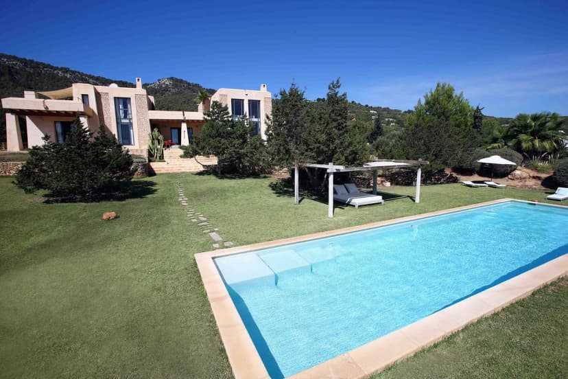 A modernist fortress with bohemian interior in a fantastic Es Cubells location