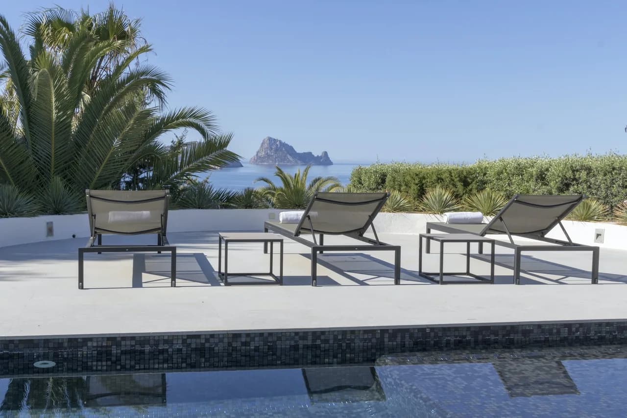 Magical Ibizan Holiday Home With Beautiful Sea Views to the Mystical Isle of Es Vedra photo 4