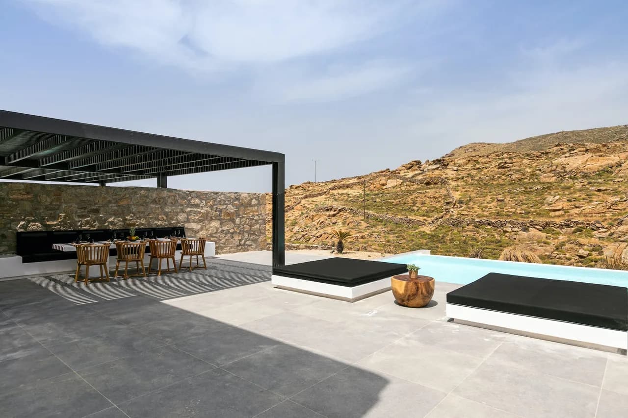 Charming Two Bedroom Villa Located in the Countryside photo 4