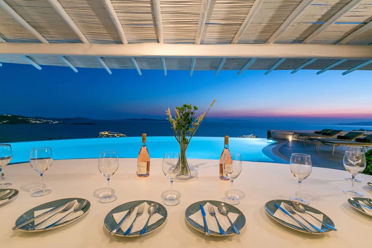 Situated in the privileged Agia Sophia area overlooking the Aegean Sea photo 3