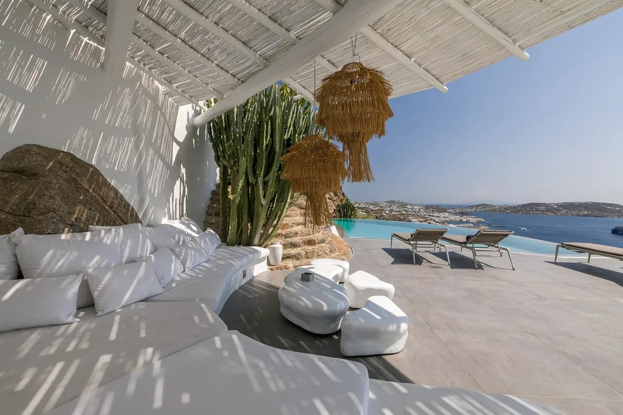 Situated in the privileged Agia Sophia area overlooking the Aegean Sea photo 5