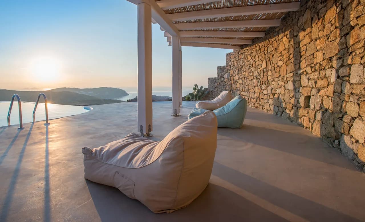 Serene Property, Offering Privacy and Stunning Scenery, Just 10 Minutes From Mykonos Town photo 4