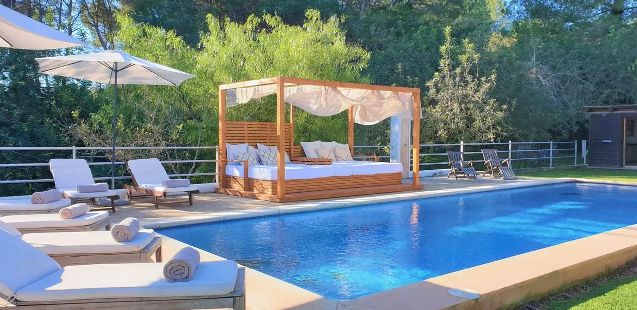 El Loto is a magical mansion nestled in the Ibizan countryside located at the heart of Loto photo 3