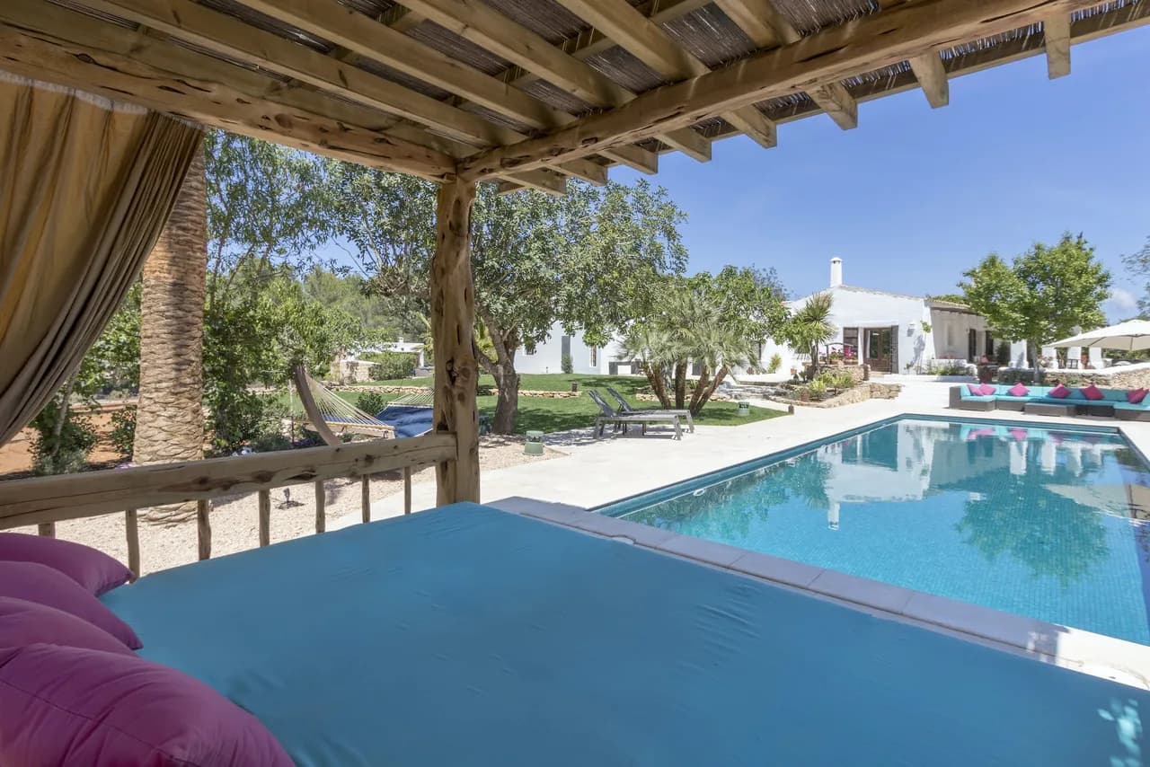 Updated Take on a Classic Ibizan Farmhouse photo 2