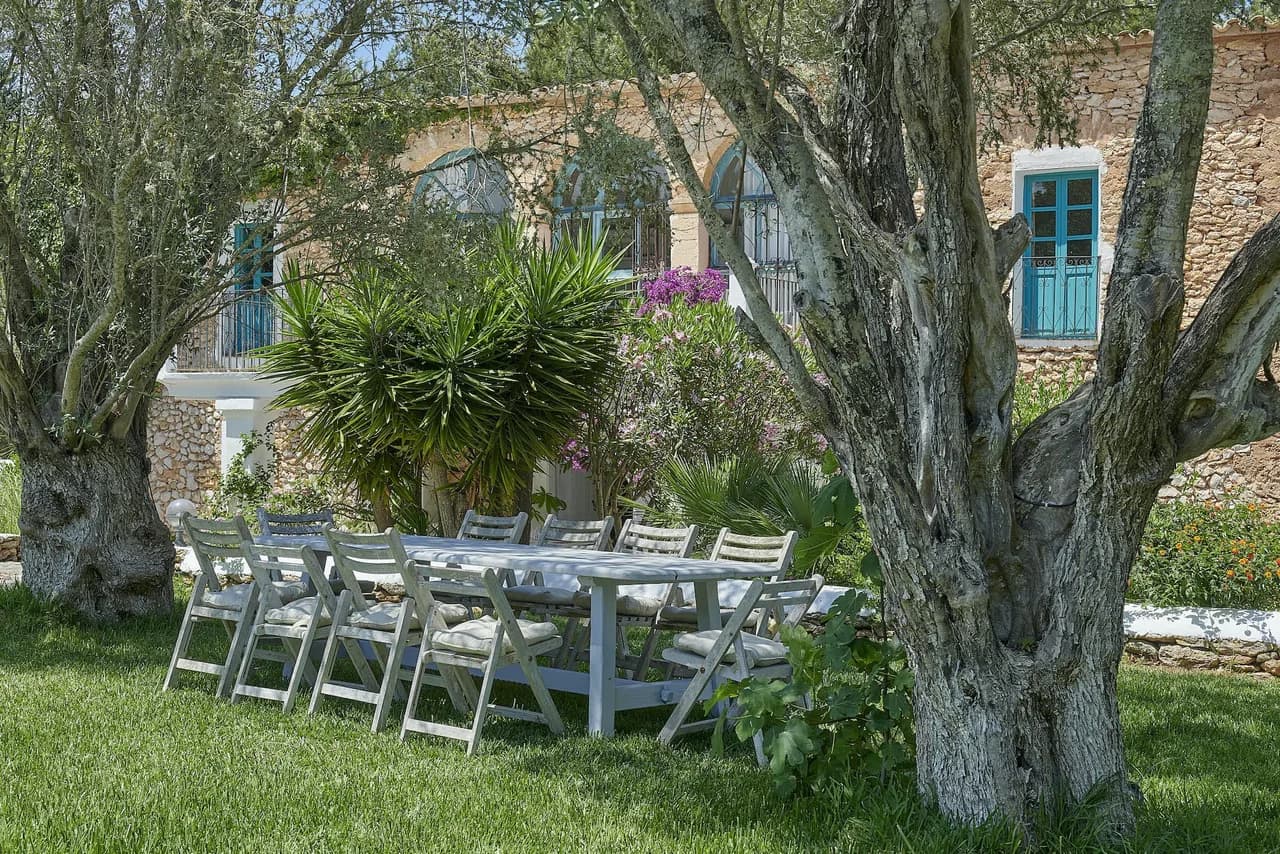 Incredible contemporary finca ideally located close to some of the island's most popular restaurants photo 4